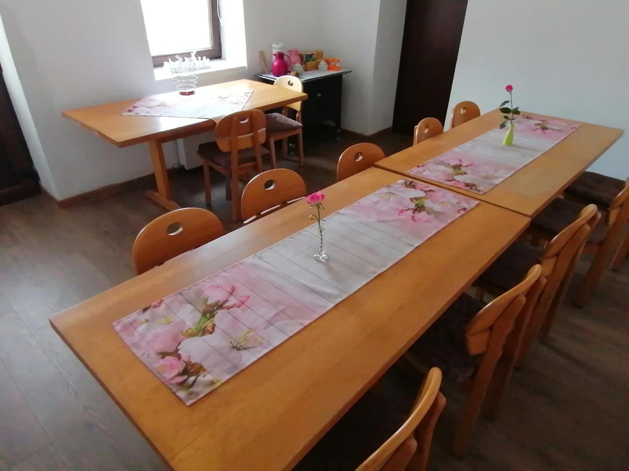 Casa Bunicii Hotel Sasca Montană Eksteriør billede